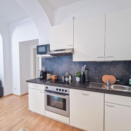 Feelhome - Design Apartment Fur 4 Gaste - Smart Tv - Naschmarkt Вена Экстерьер фото