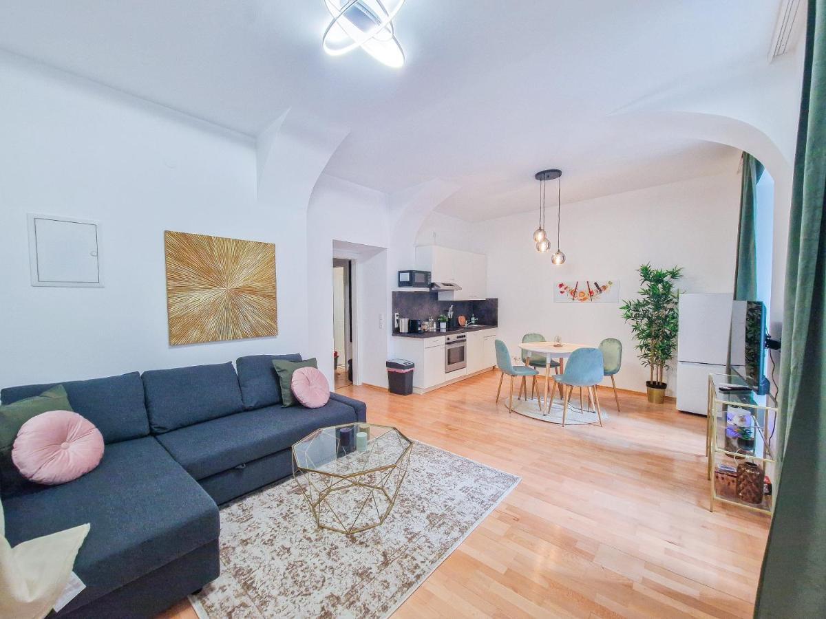 Feelhome - Design Apartment Fur 4 Gaste - Smart Tv - Naschmarkt Вена Экстерьер фото